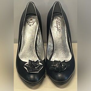 Anthropologie Miss Albright Macyn Pumps in Black